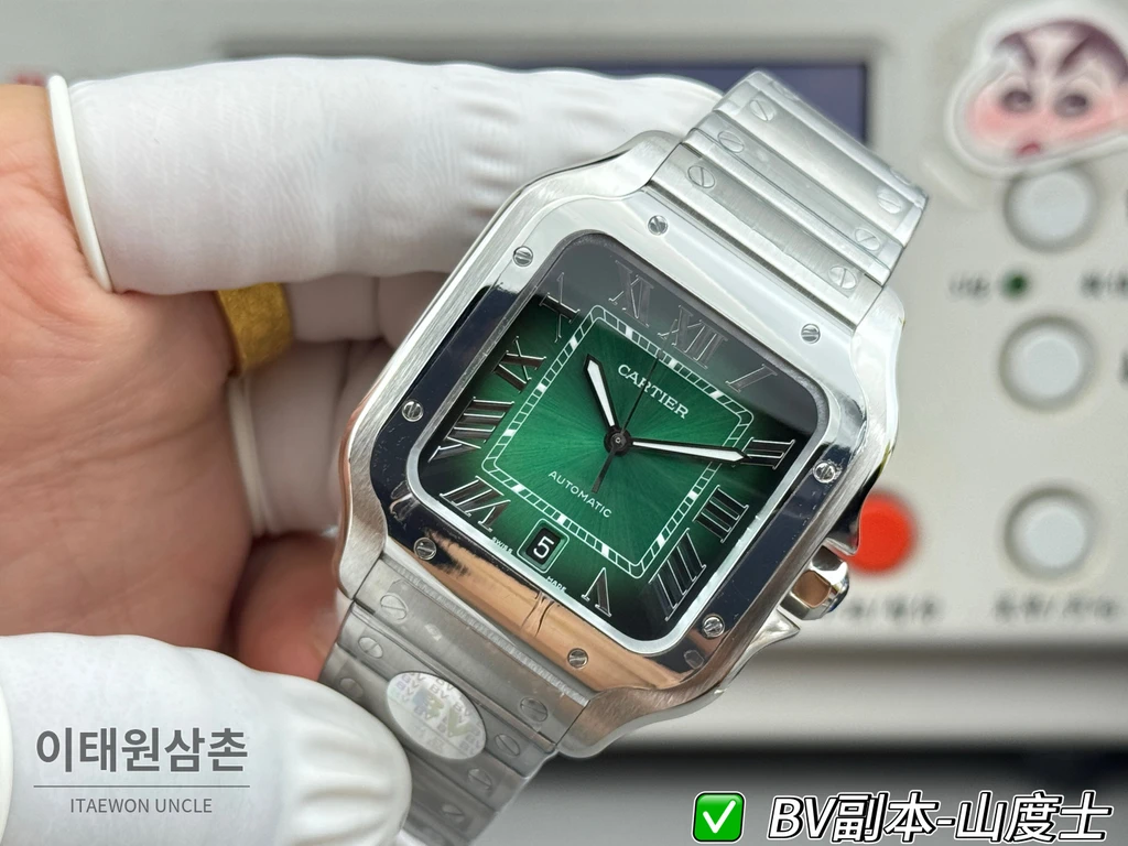 까르띠에 산토스 드 까르띠에 스틸 에메랄드 그린 다이얼 오토매틱 39.8mm