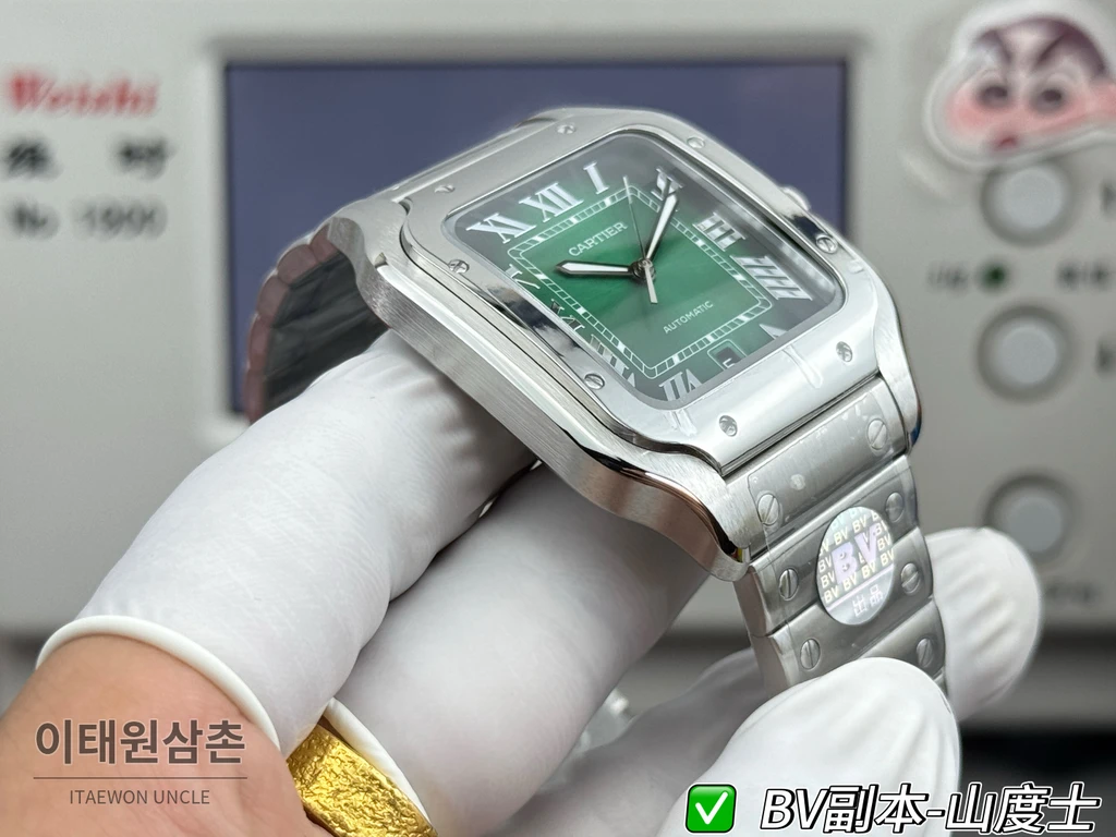 까르띠에 산토스 드 까르띠에 스틸 에메랄드 그린 다이얼 오토매틱 39.8mm