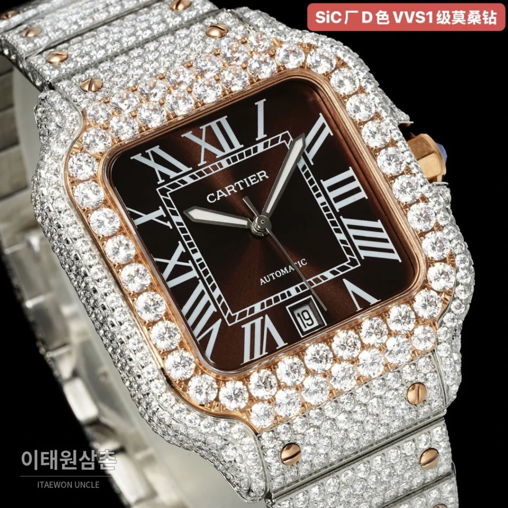 까르띠에 산토스 쿼츠 브라운 다이얼 스틸 브레이슬릿 로즈골드 베젤