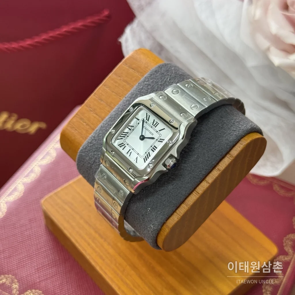 까르띠에 산토스 쿼츠 화이트 다이얼 스틸 브레이슬릿 (2)