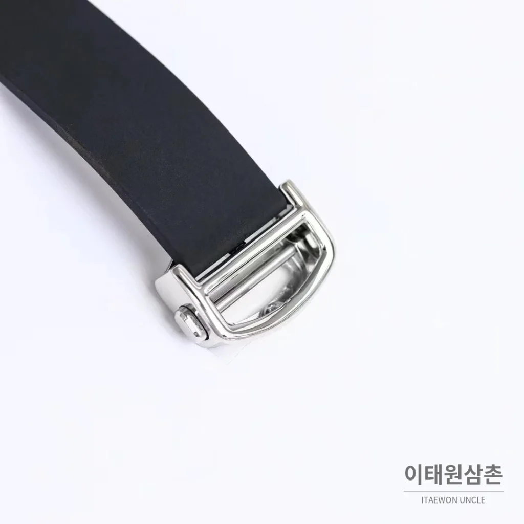 까르띠에 산토스 러버스트랩 오토매틱 워치 39.8mm 실버 블랙 베젤 (2)