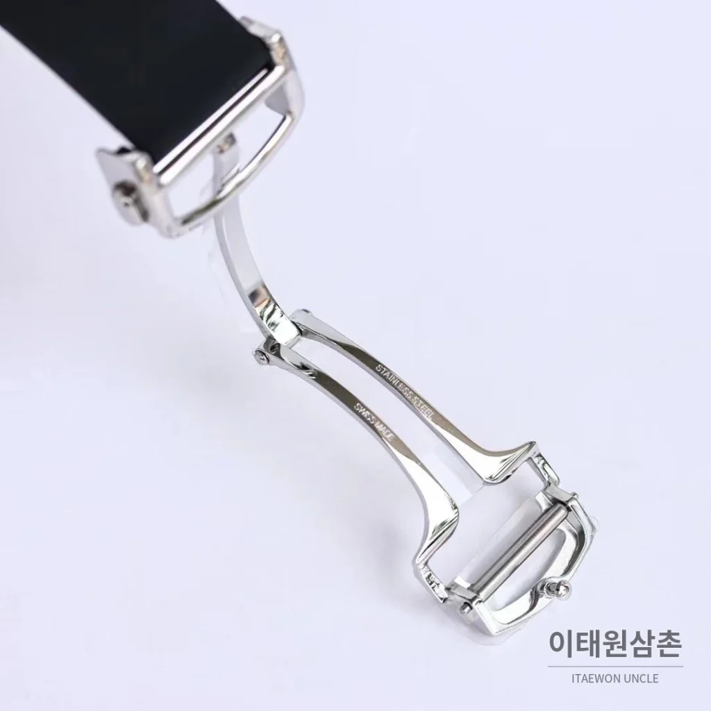 까르띠에 산토스 러버스트랩 오토매틱 워치 39.8mm 실버 블랙 베젤