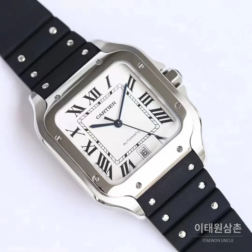 까르띠에 산토스 러버 스트랩 블랙다이얼 오토매틱 39.8mm 블랙 / 화이트 실버 베젤