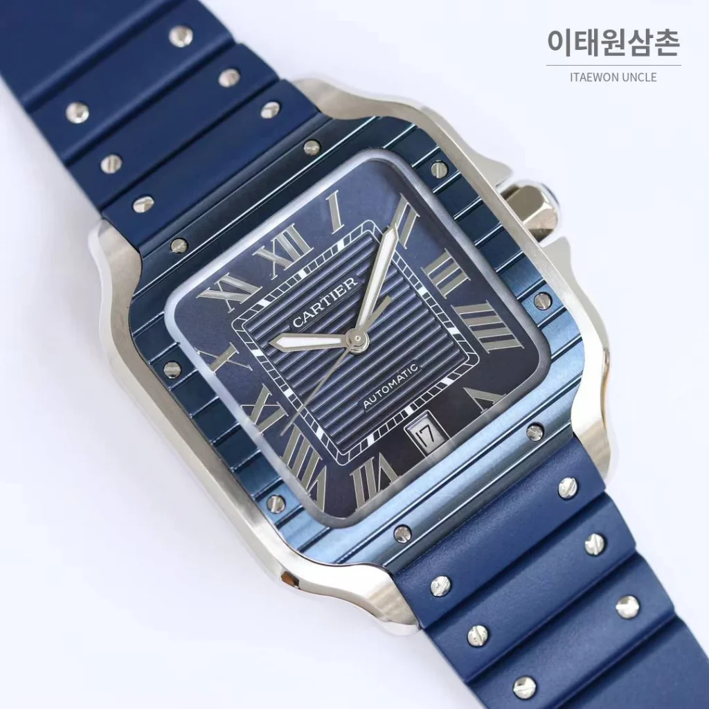 까르띠에 산토스 스틸 블루베젤 러버스트랩 오토매틱 39.8mm 네이비 다이얼 (2)