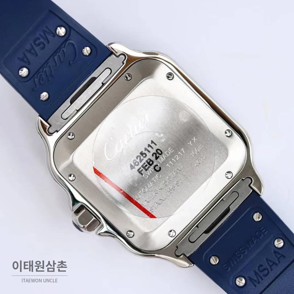 까르띠에 산토스 스틸 블루베젤 러버스트랩 오토매틱 39.8mm 네이비 다이얼 (2)