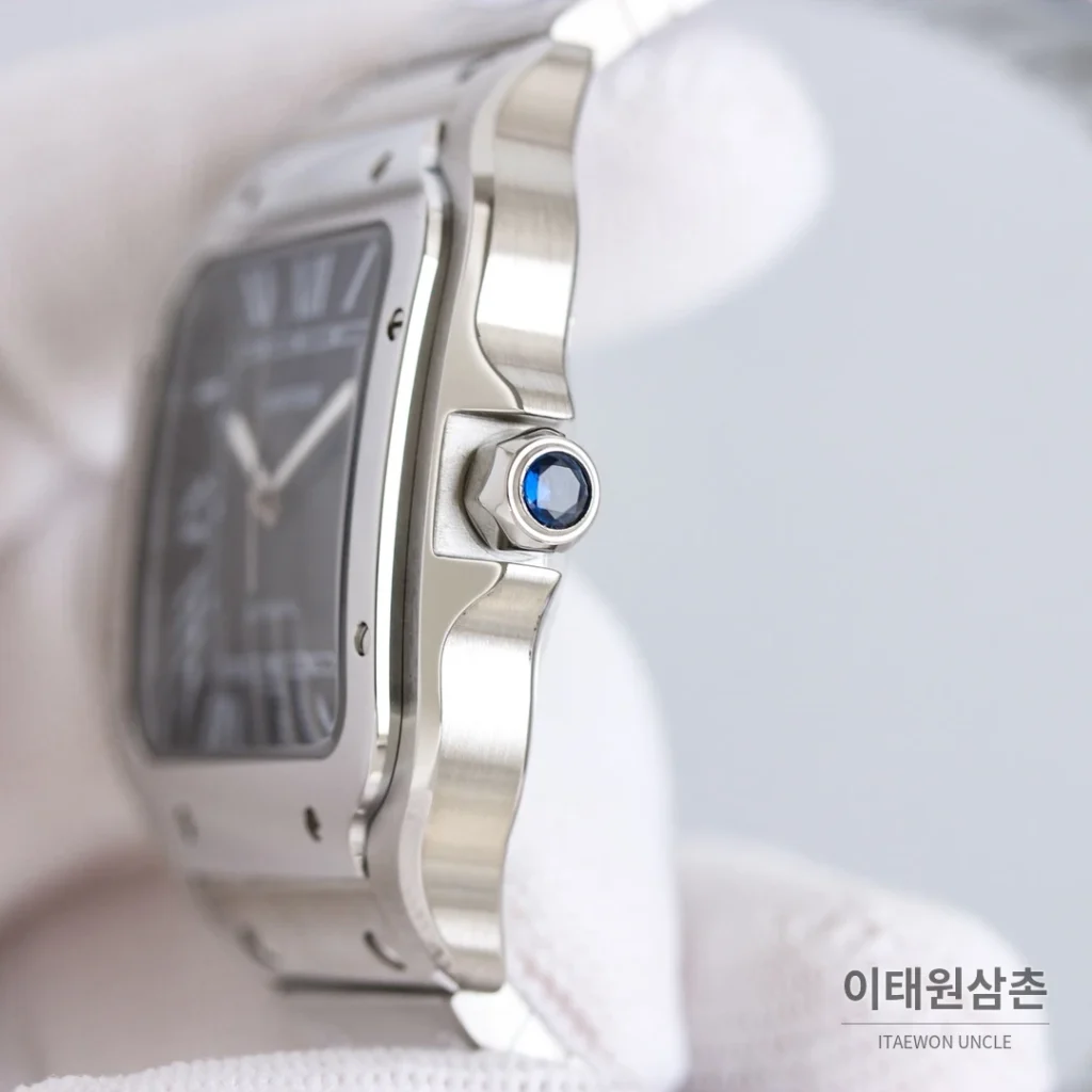 까르띠에 산토스 스틸 블루핸즈 오토매틱 39.8mm 블랙 다이얼 스틸 브레이슬릿