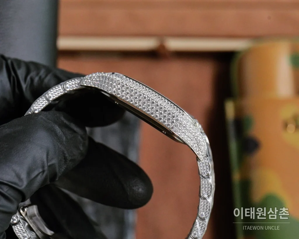 까르띠에 산토스 스틸 풀다이아 블루핸즈 오토매틱 40mm 화이트 다이얼 스틸 브레이슬릿 실버 베젤