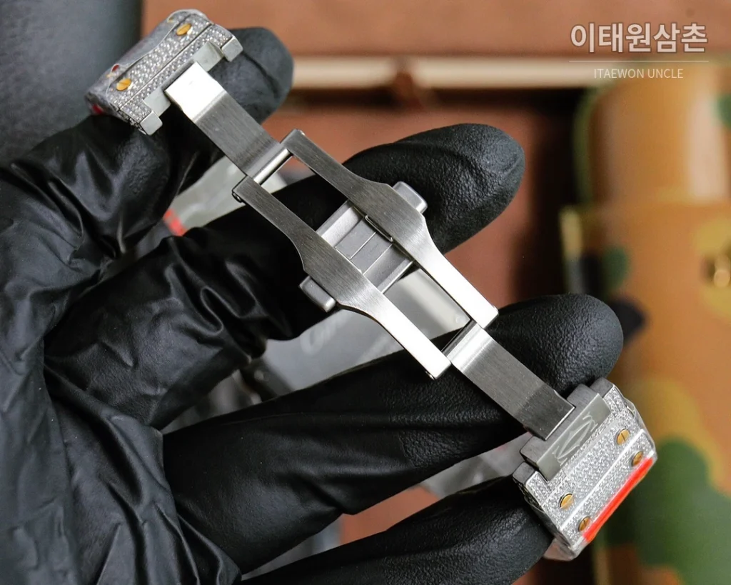 까르띠에 산토스 스틸 풀다이아 블루핸즈 오토매틱 40mm 화이트 다이얼 스틸 브레이슬릿 골드 베젤