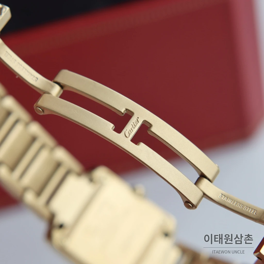 까르띠에 탱크 프랑세즈 스틸 다이아몬드 실버다이얼 쿼츠 25.7mm 골드 브레이슬릿