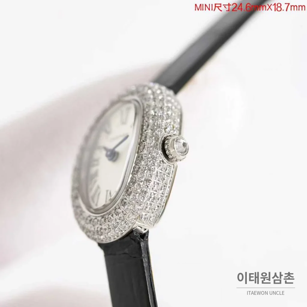 까르띠에 탱 루이 미니 골드톤 화이트다이얼 로만인덱스 블루핸즈 쿼츠 24mm 골드 / 화이트 (2)