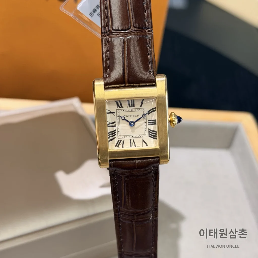 까르띠에 탱크 노말 쿼츠