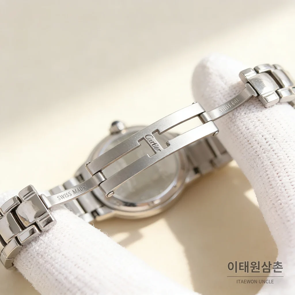 까르띠에 토르튀 스틸 다이아 문페이즈 쿼츠 30mm