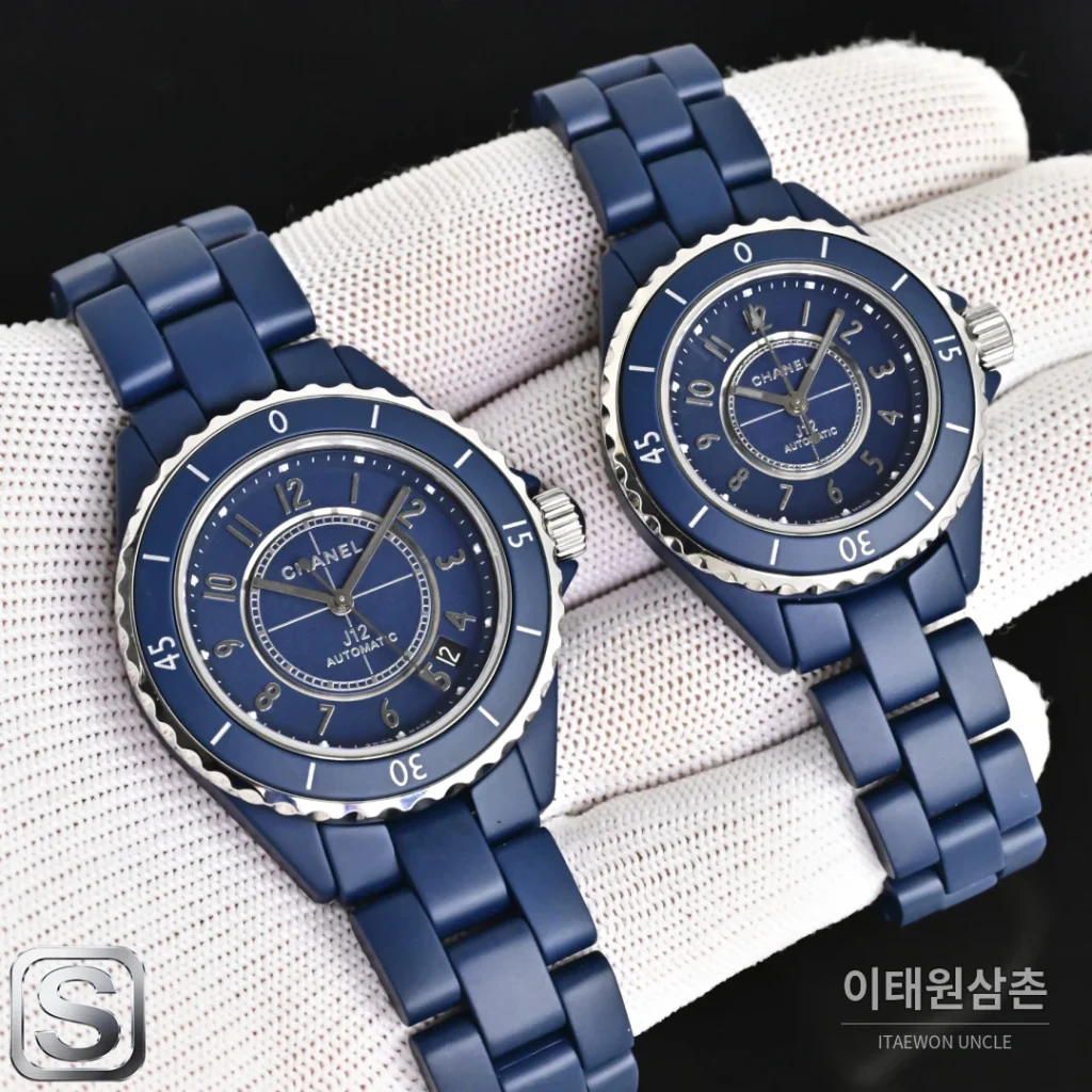 샤넬 J12 블루 오토매틱 세라믹 브레이슬릿 실버 베젤 (2)
