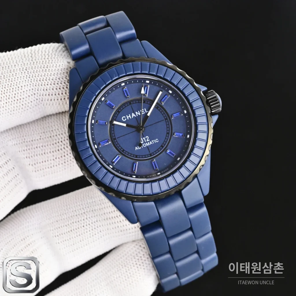 샤넬 J12 블루 오토매틱 세라믹 브레이슬릿 블랙 베젤 (4)