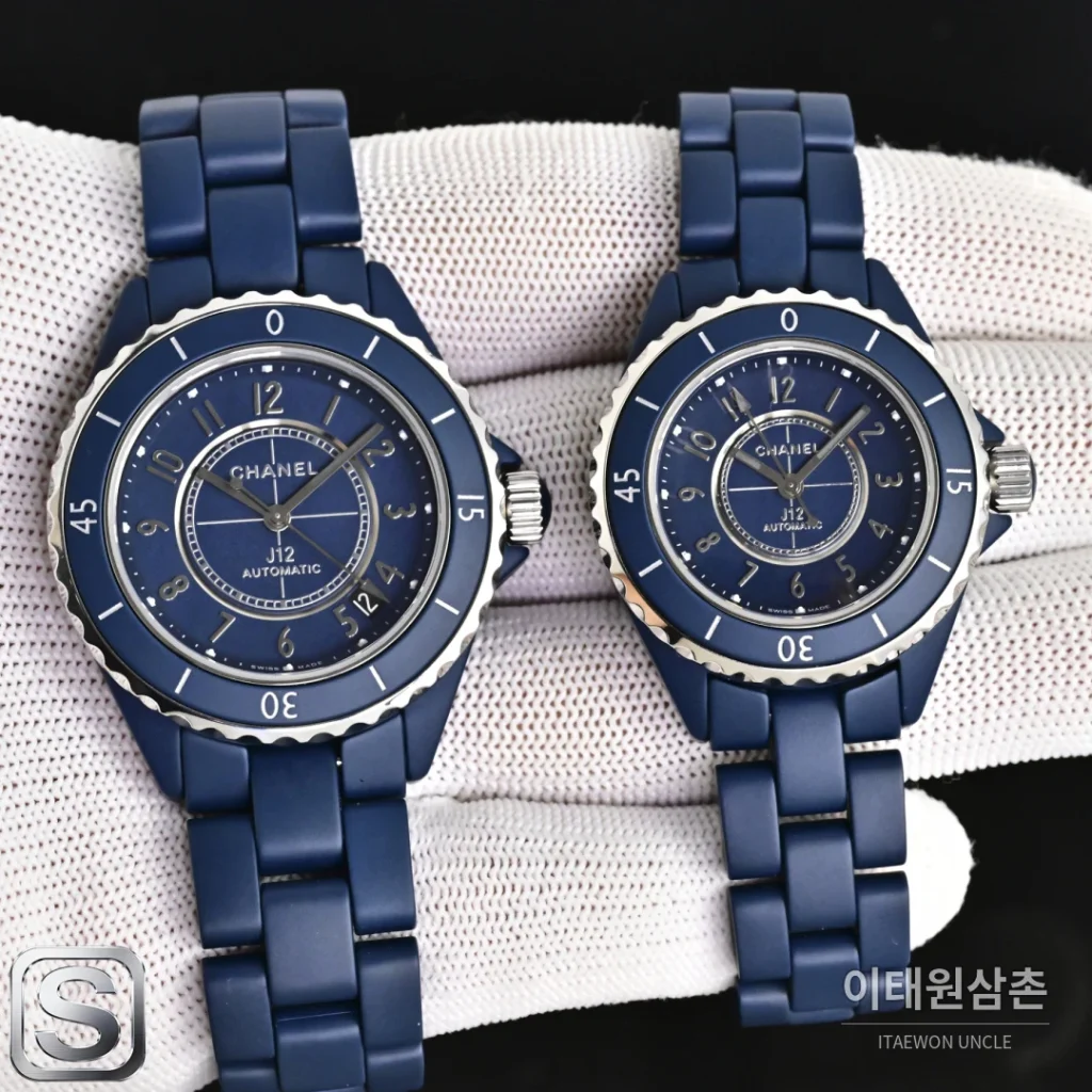 샤넬 J12 블루 오토매틱 세라믹 브레이슬릿 실버 베젤 (2)