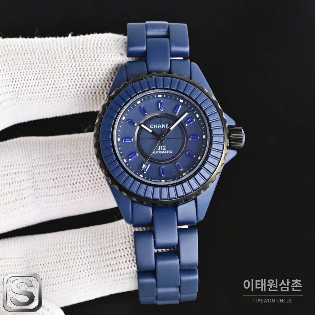 샤넬 J12 블루 오토매틱 세라믹 브레이슬릿 블랙 베젤 (4)
