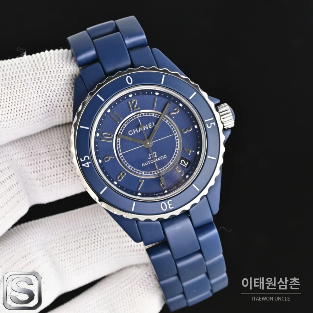 샤넬 J12 블루 오토매틱 세라믹 브레이슬릿 실버 베젤