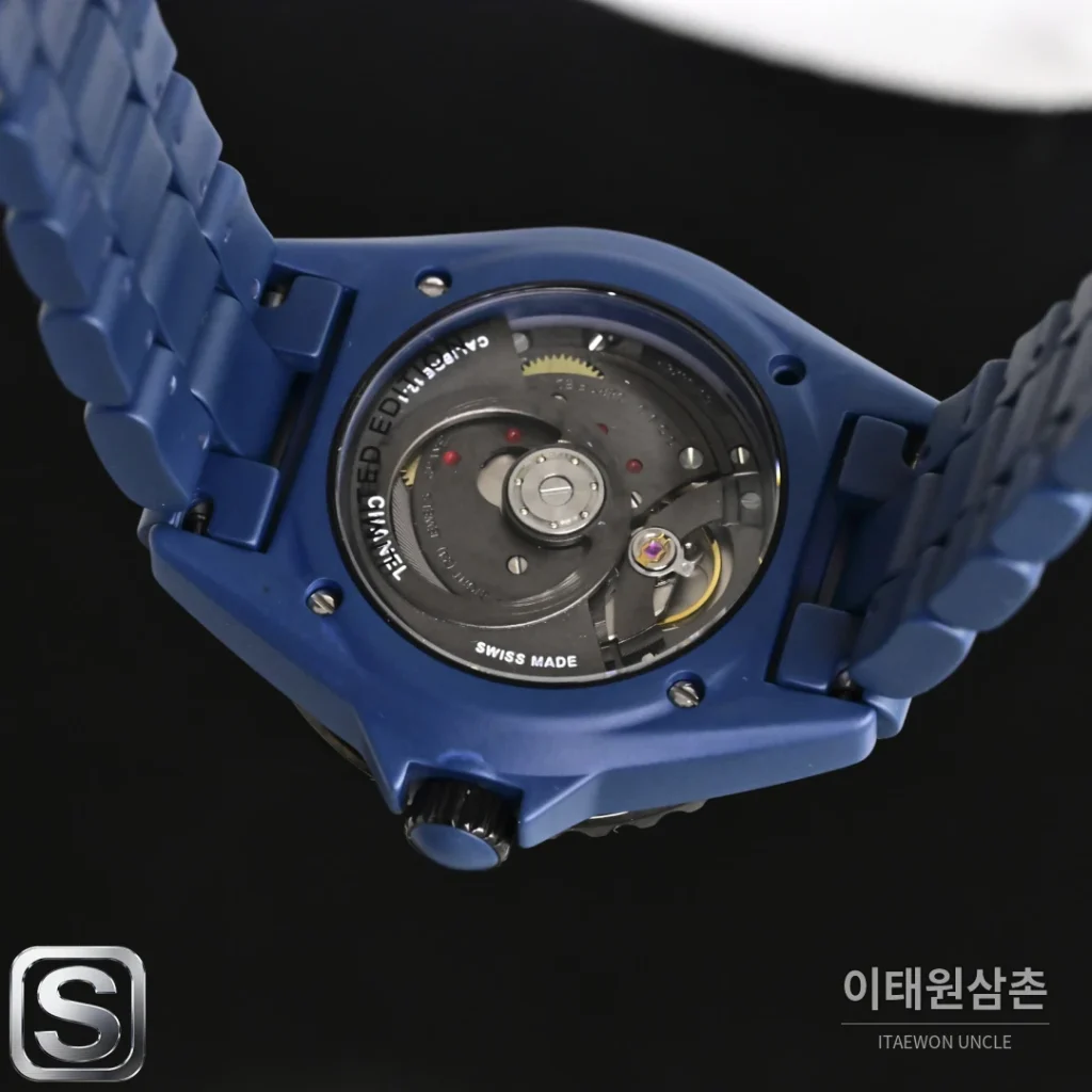 샤넬 J12 블루 오토매틱 세라믹 브레이슬릿 블랙 베젤 (3)