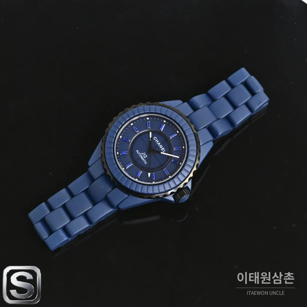 샤넬 J12 블루 오토매틱 세라믹 브레이슬릿 블랙 베젤 (5)