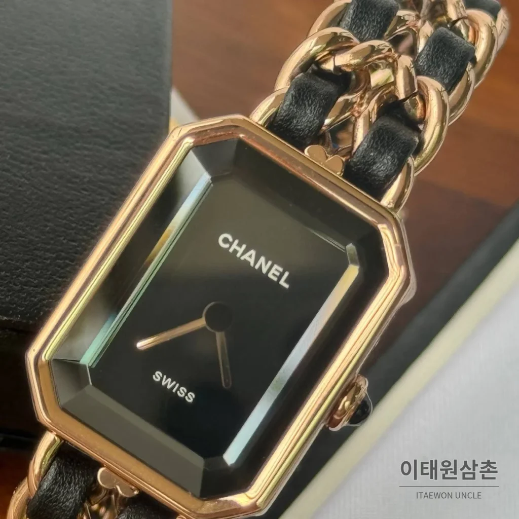 샤넬 프리미에르 스틸 레더 브레이슬릿 쿼츠 여성시계 20mm 블랙 다이얼 로즈골드 베젤