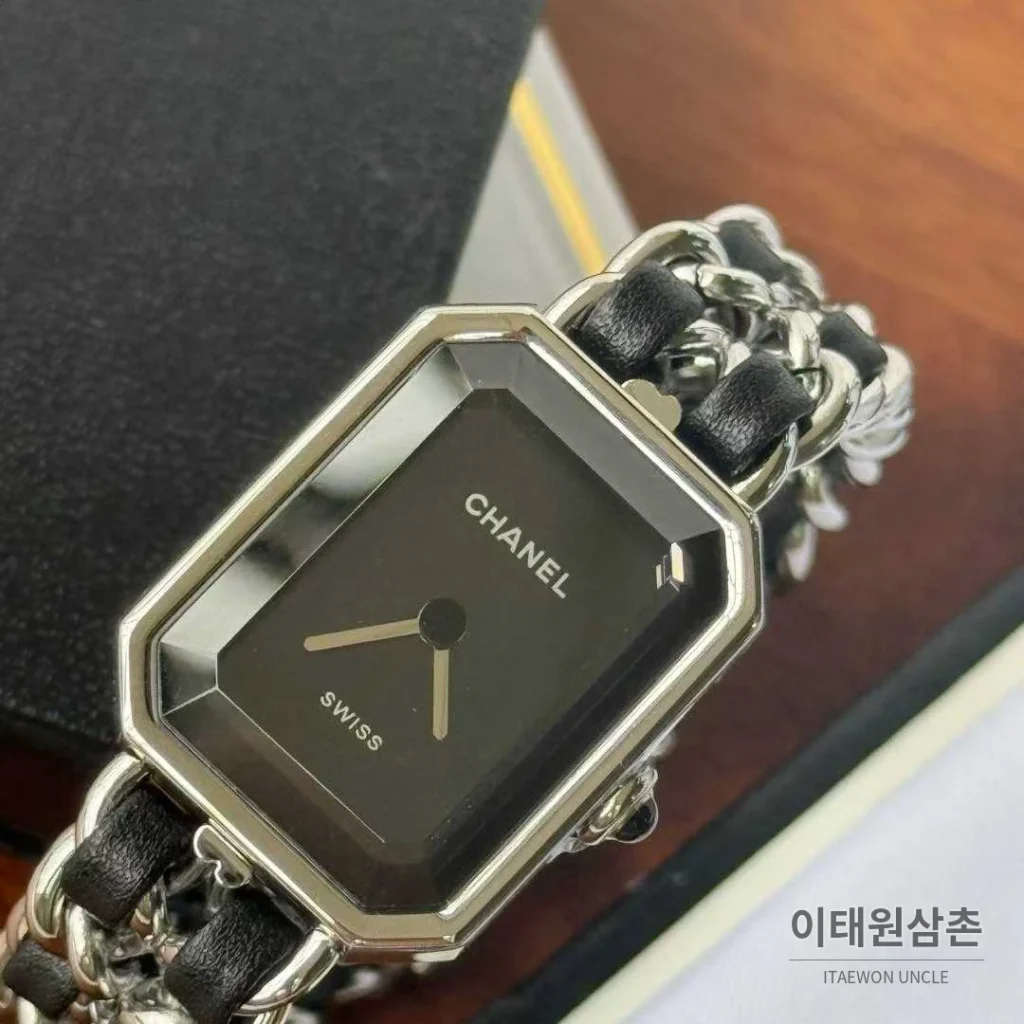 샤넬 프리미에르 스틸 레더 브레이슬릿 쿼츠 여성시계 20mm 블랙 다이얼 실버 베젤