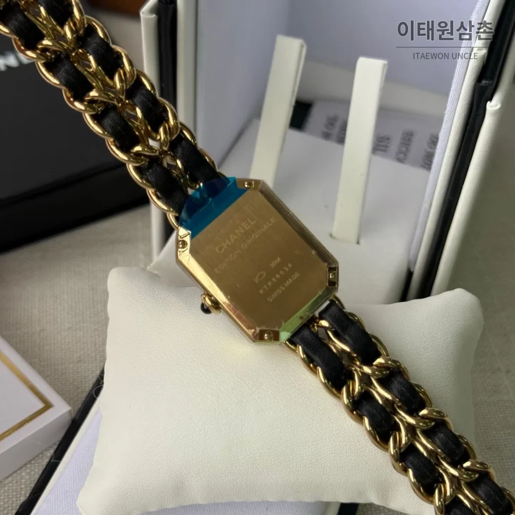 샤넬 프리미에르 스틸 레더 브레이슬릿 쿼츠 여성시계 20mm 블랙 다이얼 골드 베젤