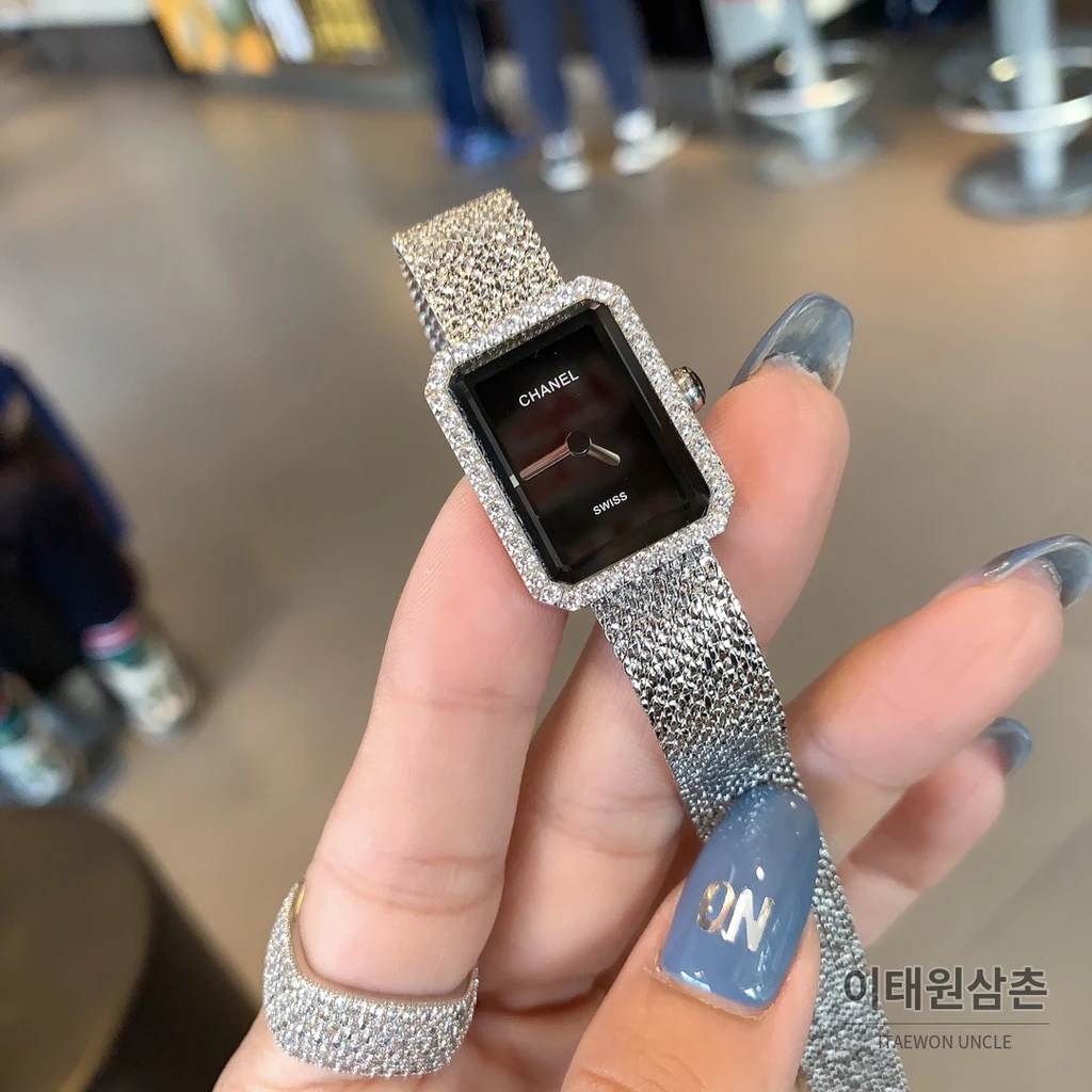 샤넬 프리미에르 벨루어 블랙 다이아몬드세팅 여성용 쿼츠시계 19.7mm
