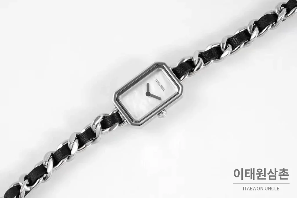 샤넬 프리미에르 스틸 블랙다이얼 쿼츠 23.6mm 블랙 가죽 스트랩 실버 베젤