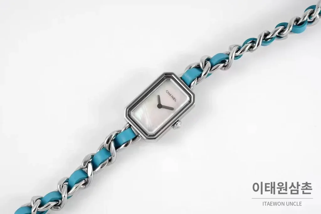 샤넬 프리미에르 스틸 블랙다이얼 쿼츠 23.6mm 스틸 브레이슬릿 실버 베젤