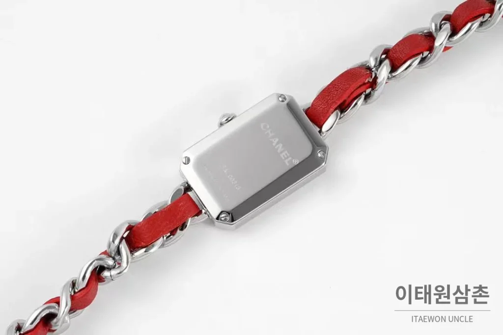 샤넬 프리미에르 스틸 블랙다이얼 쿼츠 23.6mm 레드 가죽 스트랩 실버 베젤