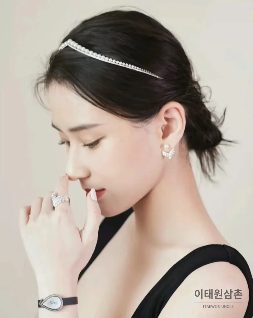쇼메 조세핀 아그레뜨 플래티넘 도금 다이아몬드 새틴 쿼츠