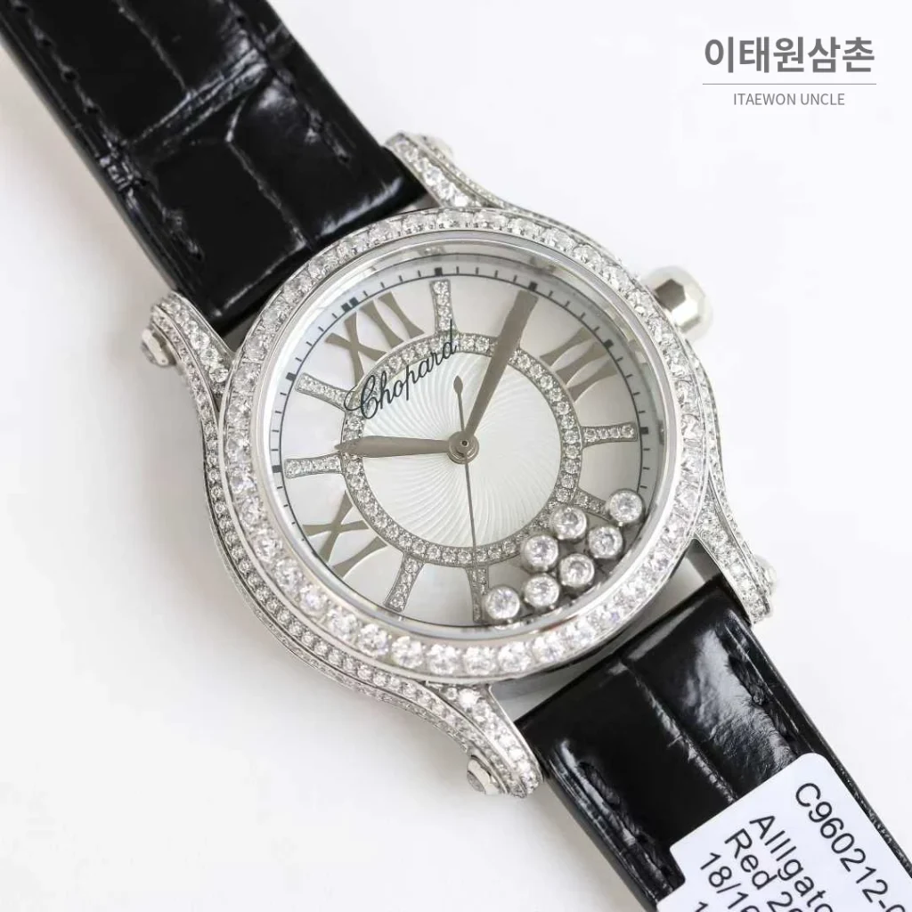 쇼파드 해피스포트 스틸 다이아몬드 자개다이얼 플로팅젬 오토매틱 36mm 화이트 블랙 가죽 스트랩 실버 베젤