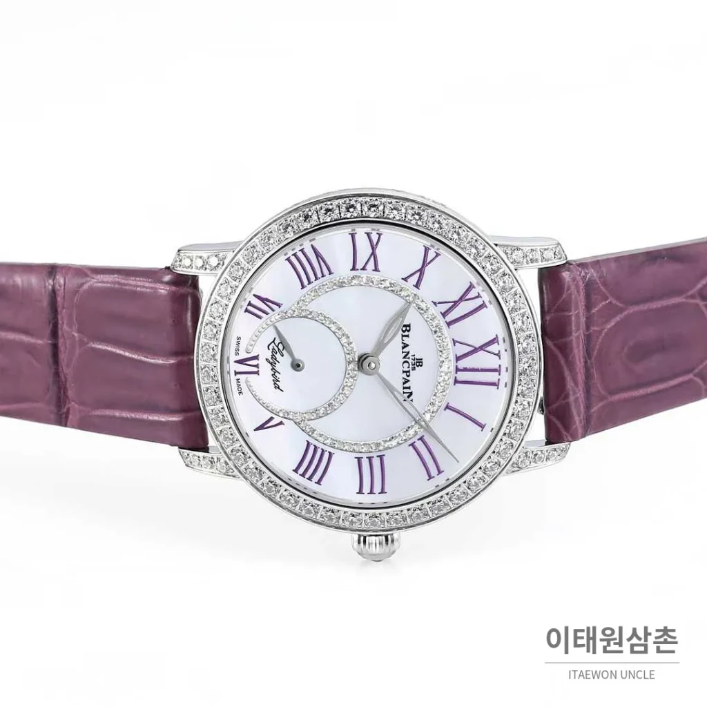 쇼파드 해피스포트 스틸 다이아몬드 자개다이얼 플로팅젬 오토매틱 36mm 화이트 퍼플 가죽 스트랩 실버 베젤