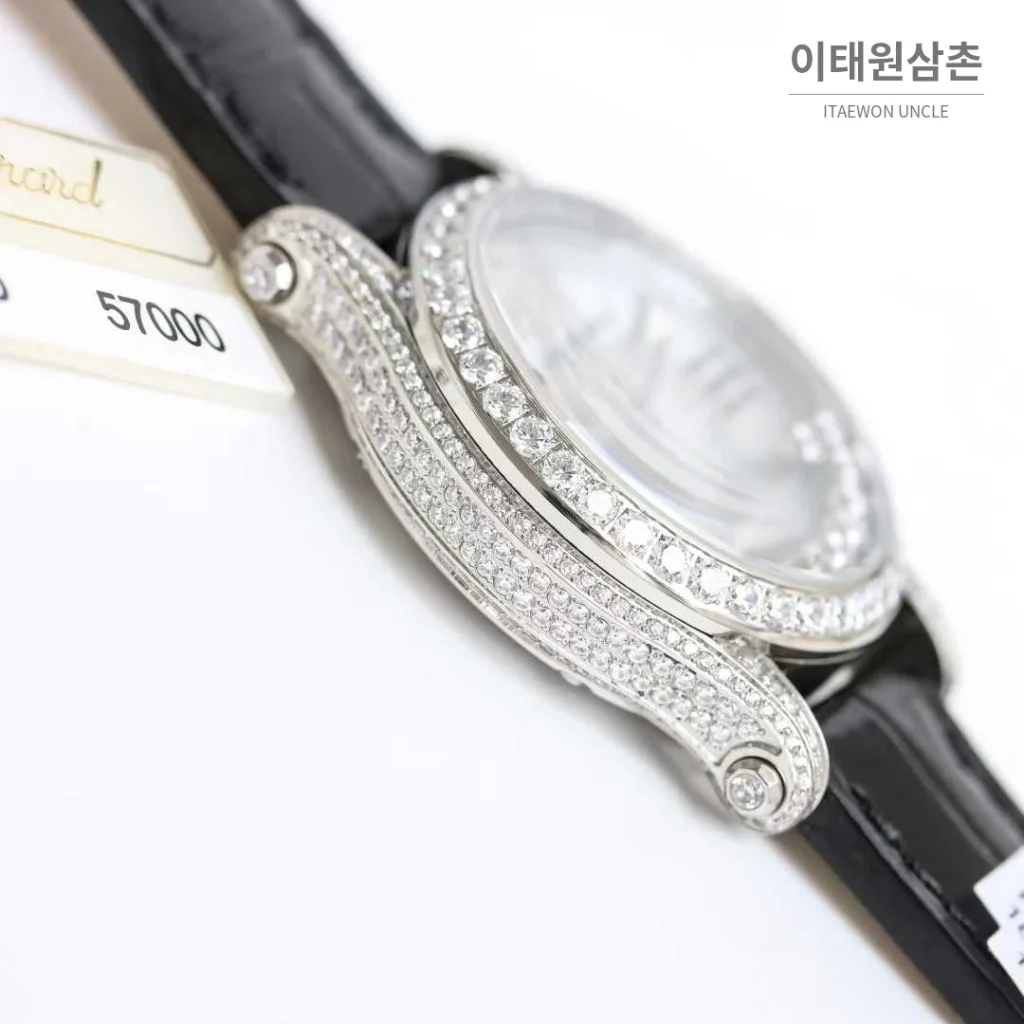 쇼파드 해피스포트 스틸 풀다이아 자개다이얼 플로팅젬 오토매틱 36mm 화이트 블랙 가죽 스트랩 실버 베젤