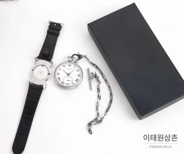 쇼파드 L.U.C 듀얼유즈 워치 & 포켓워치 컨버터블 오토매틱 49.6mm 실버 쇼파드 L.U.C 듀얼유즈 워치 & 포켓워치 컨버터블 오토매틱 49.6mm 실버 블랙 가죽 스트랩