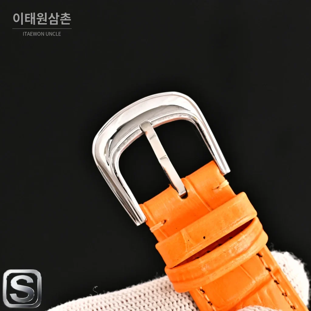 프랭크뮬러 카사블랑카 컴퍼스 다이얼 토노형 쿼츠 40mm 네이비 가죽 스트랩
