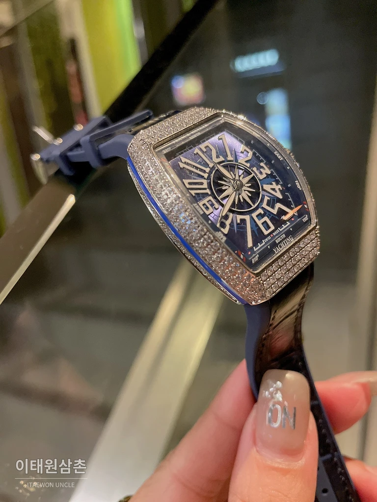 프랭크뮬러 뱅가드 요팅 다이아몬드세팅 러버레더 여성시계 42mm V32 네이비 다이얼