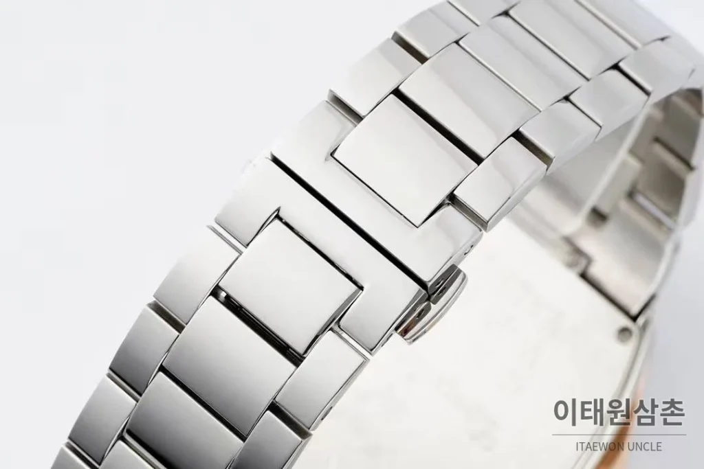 프랭크뮬러 뱅가드 요팅 스틸 블루다이얼 오토매틱 54mm 투톤 브레이슬릿 실버 베젤
