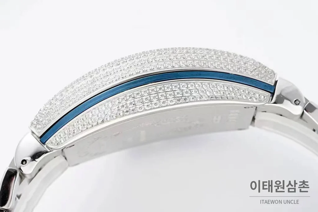 프랭크뮬러 뱅가드 요팅 스틸 블루다이얼 오토매틱 54mm 스틸 브레이슬릿 실버 베젤 (4)