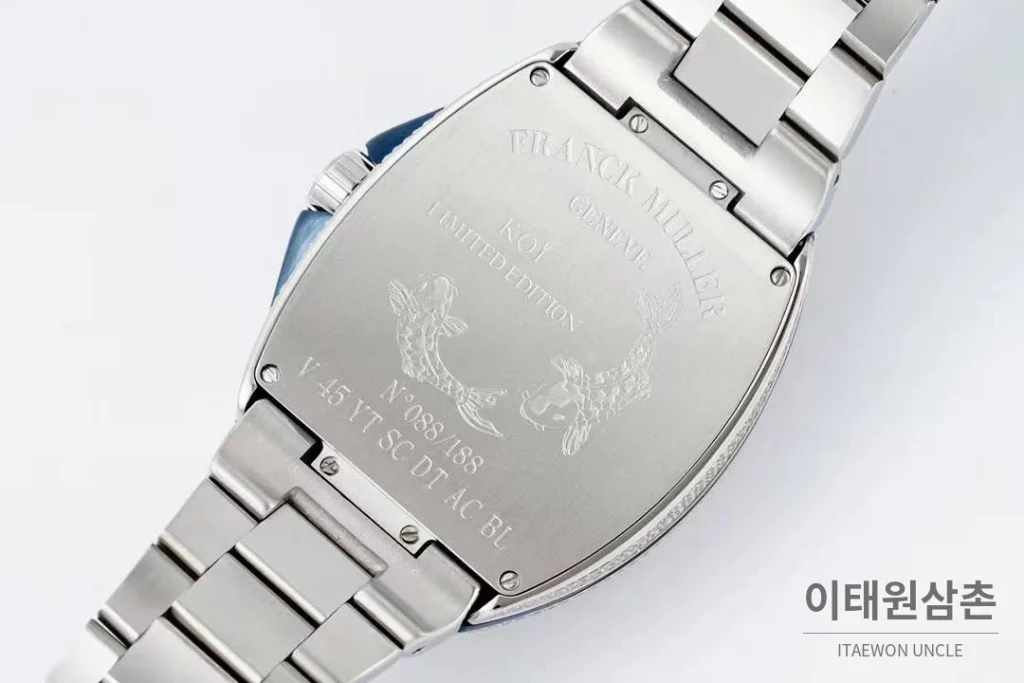 프랭크뮬러 뱅가드 요팅 스틸 블루다이얼 오토매틱 54mm 스틸 브레이슬릿 실버 베젤 (4)