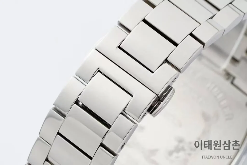 프랭크뮬러 뱅가드 요팅 스틸 블루다이얼 오토매틱 54mm 스틸 브레이슬릿 실버 베젤 (4)