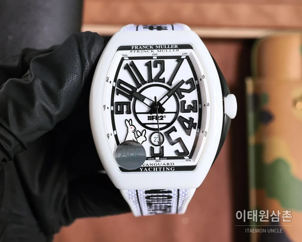 프랭크뮬러 V45 오토매틱 45mm 화이트 다이얼