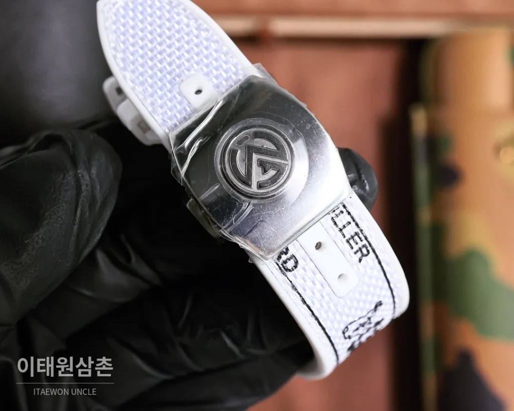 프랭크뮬러 V45 오토매틱 45mm 화이트 다이얼