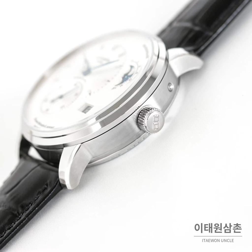 글라슈테오리지널 오프센터 문페이즈 빅데이트 오토매틱 워치 40mm 네이비 다이얼 블랙 가죽 스트랩