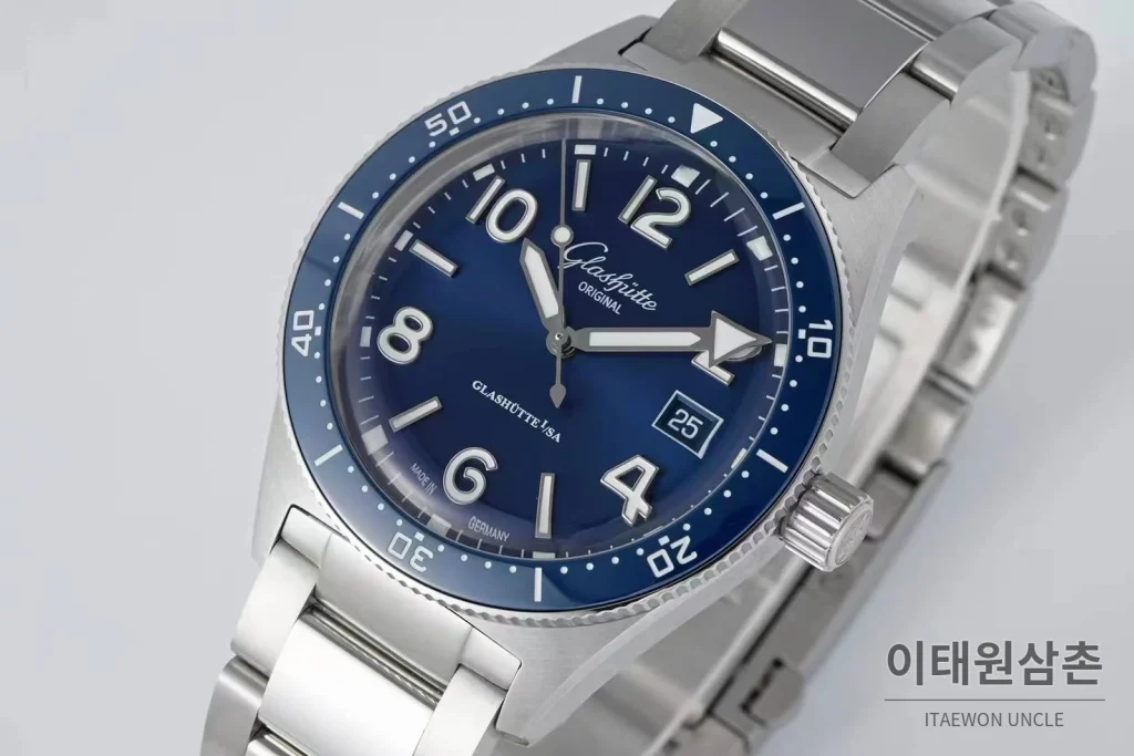 글라슈테오리지널 오리지널 씨큐 스틸 블랙다이얼 다이버 오토매틱 43mm 스틸 브레이슬릿 네이비 베젤