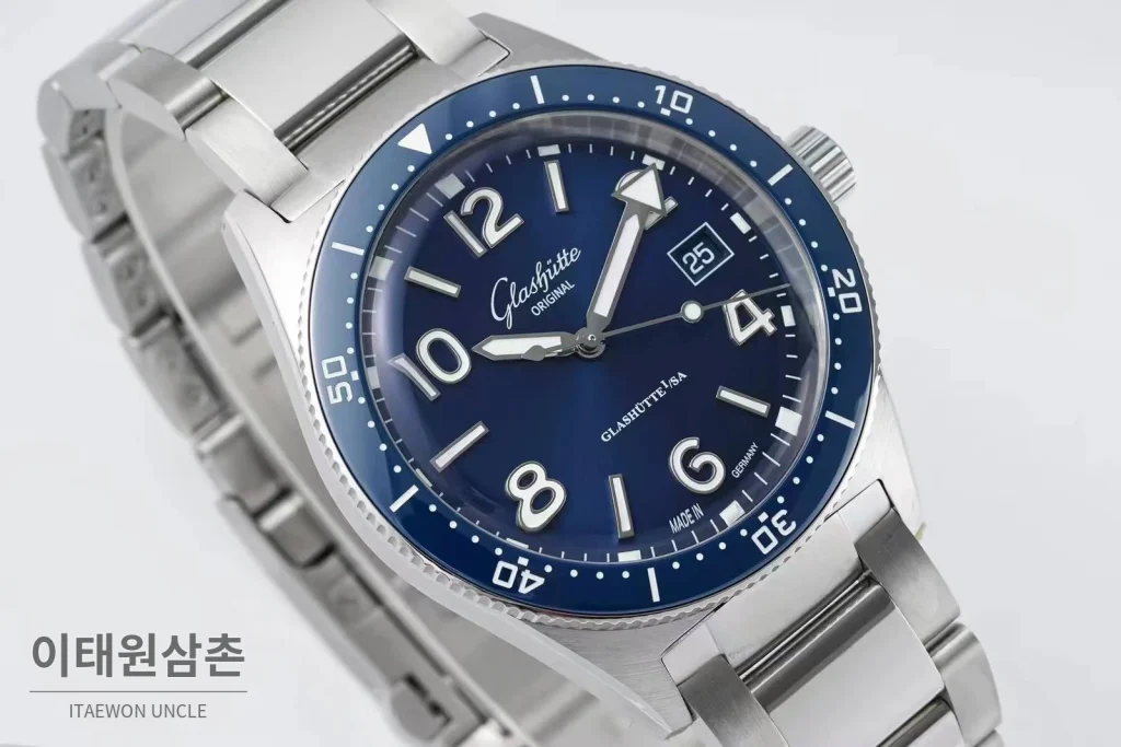 글라슈테오리지널 오리지널 씨큐 스틸 블랙다이얼 다이버 오토매틱 43mm 스틸 브레이슬릿 네이비 베젤