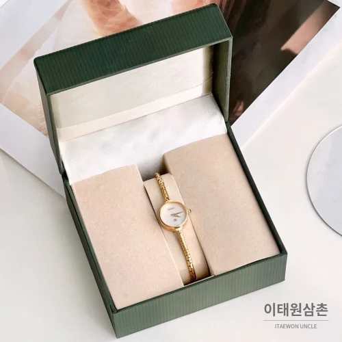 구찌 쿼츠 23mm 자개 다이얼