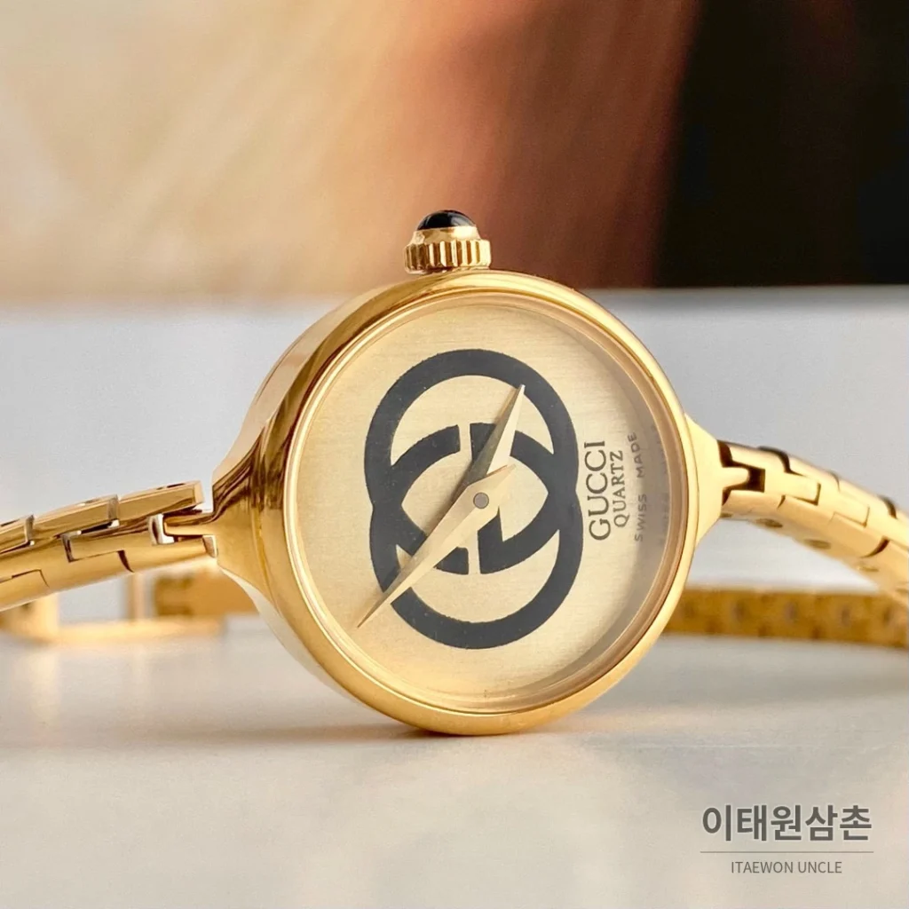 구찌 쿼츠 23mm 샴페인 다이얼