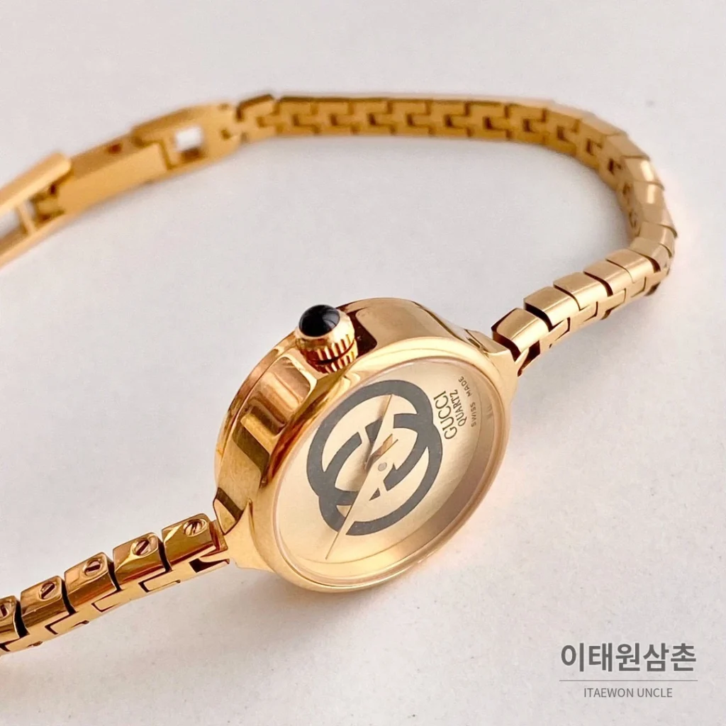 구찌 쿼츠 23mm 샴페인 다이얼