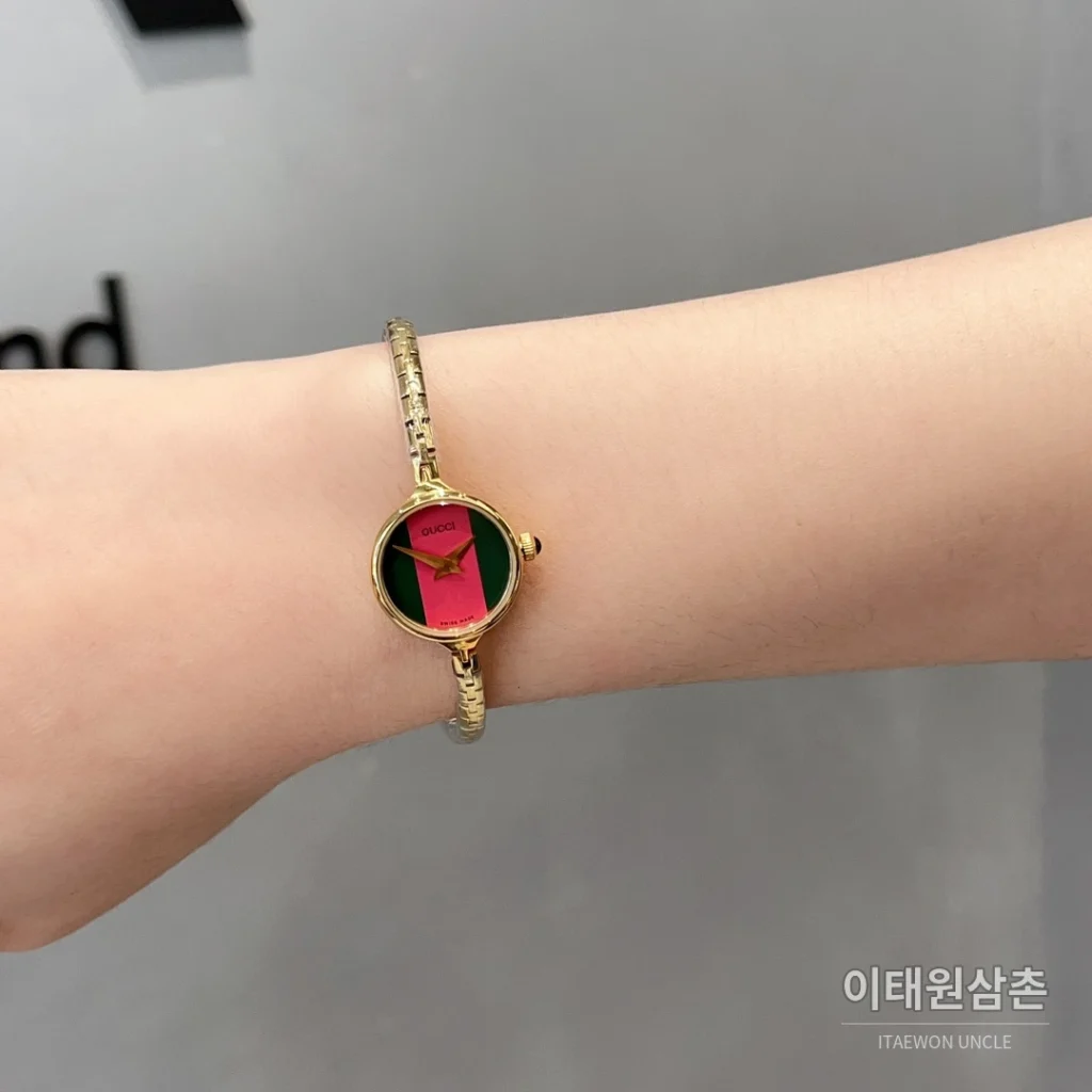구찌 빈티지 스틸 브레이슬릿 미니멀 쿼츠 23mm
